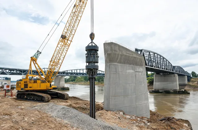 Bridge abutment piling