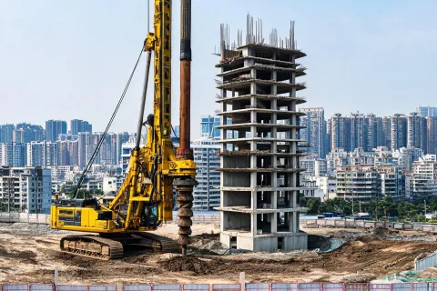 Urban building foundation drill rig